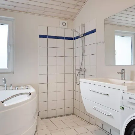 6 Person In Nykobing Sj Nyrup